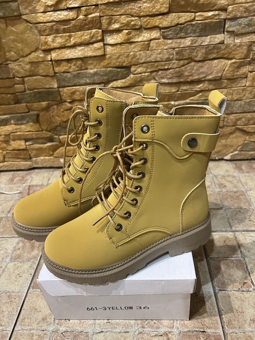 Зимові черевики. Розмір 36,39