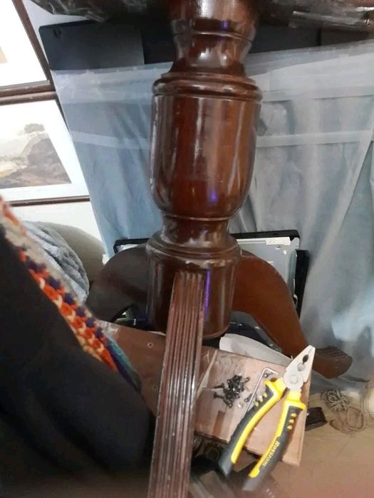 Mesa vintage antigo relíquia madeira masisa mogno