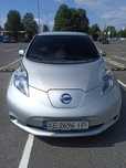 Nissan leaf 2013 год