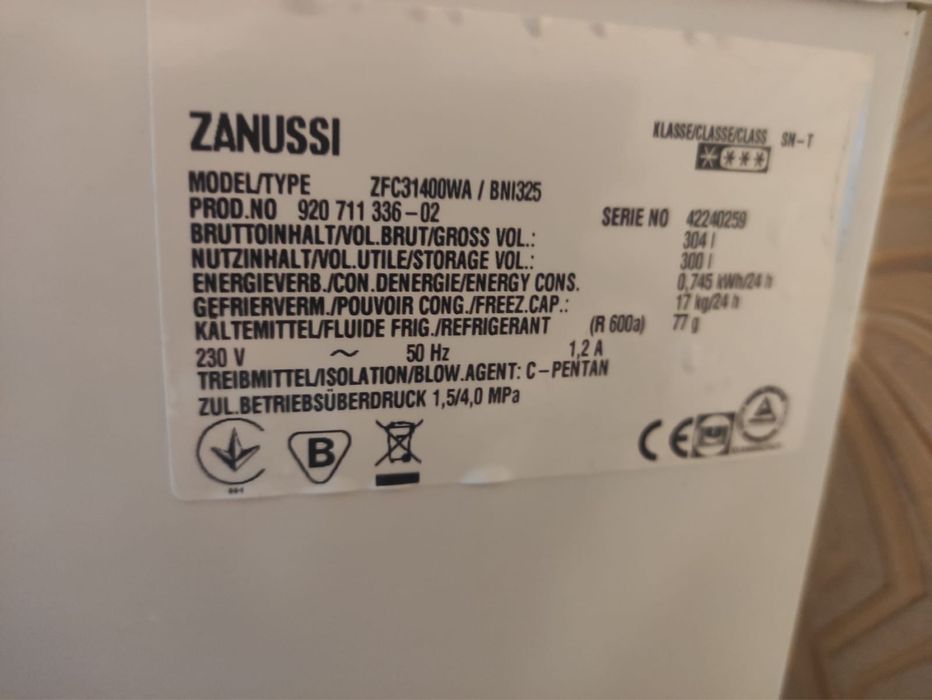 Морозильна скриня Zanussi ZFC 31400 WA