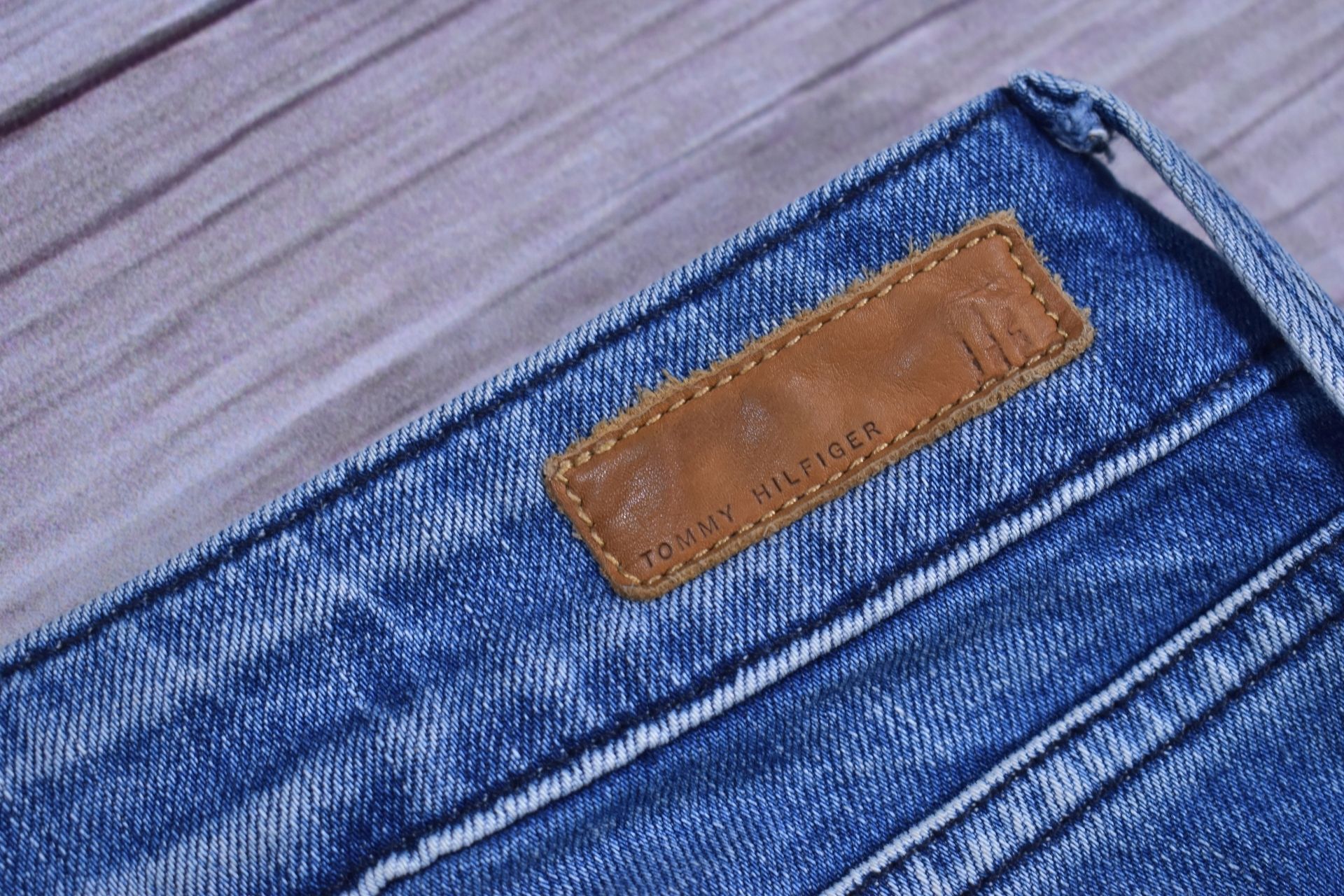 Tommy Hilfiger Milan Slim Fit Jeansy W25 L32