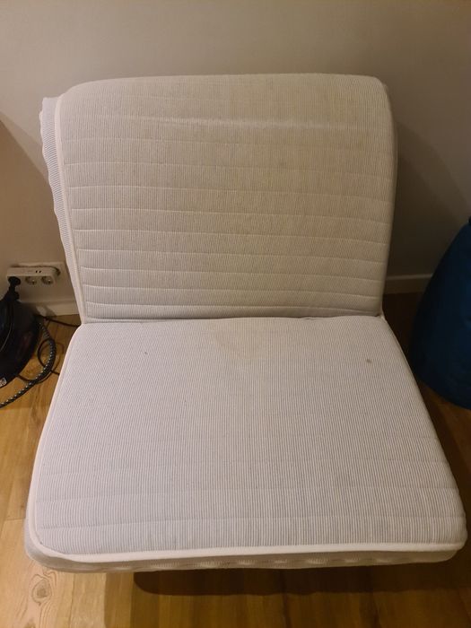 Rozkładany fotel do spania IKEA