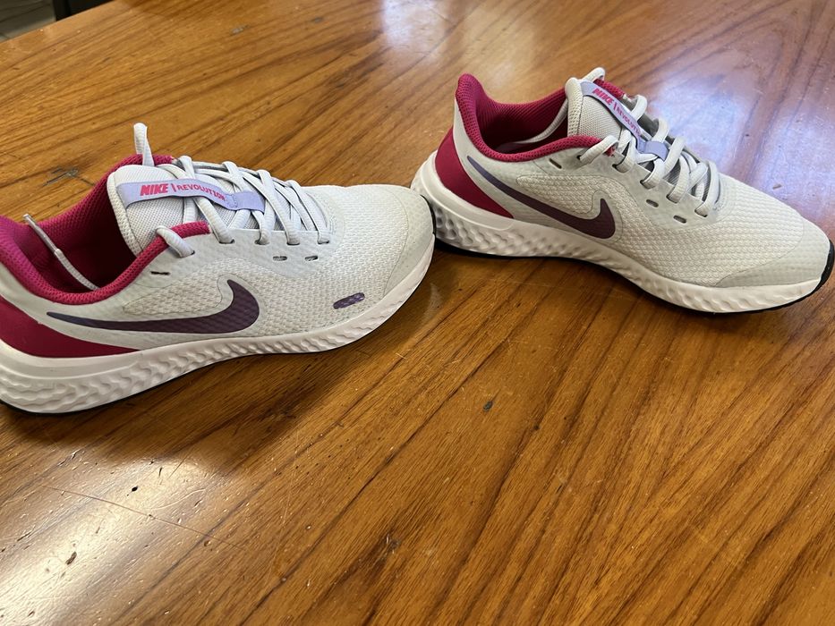 Sapatilhas Nike Revolution