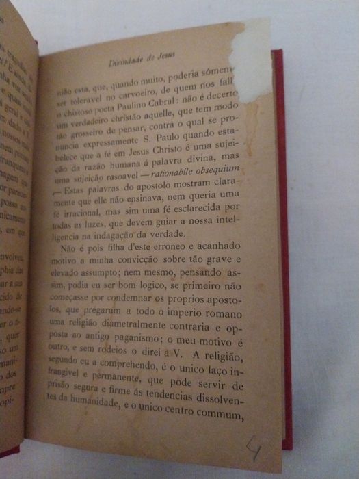 Divindade de Jesus e Tradição Apostólica é um texto de teor religioso.