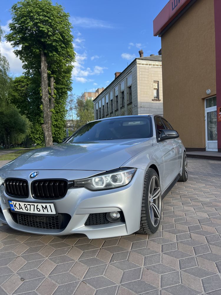 BMW 328 f30 2012