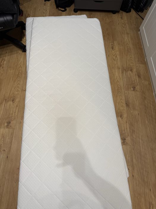 Łóżko 160x200 IKEA Hemnes szare z materacami