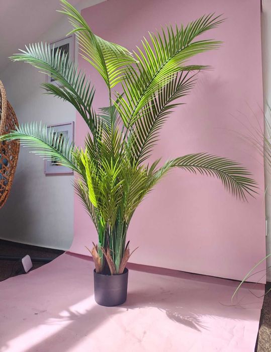 Sztuczna palma Kwiat 180 cm bardzo ładna, wygląda naturalnie, wysyłka