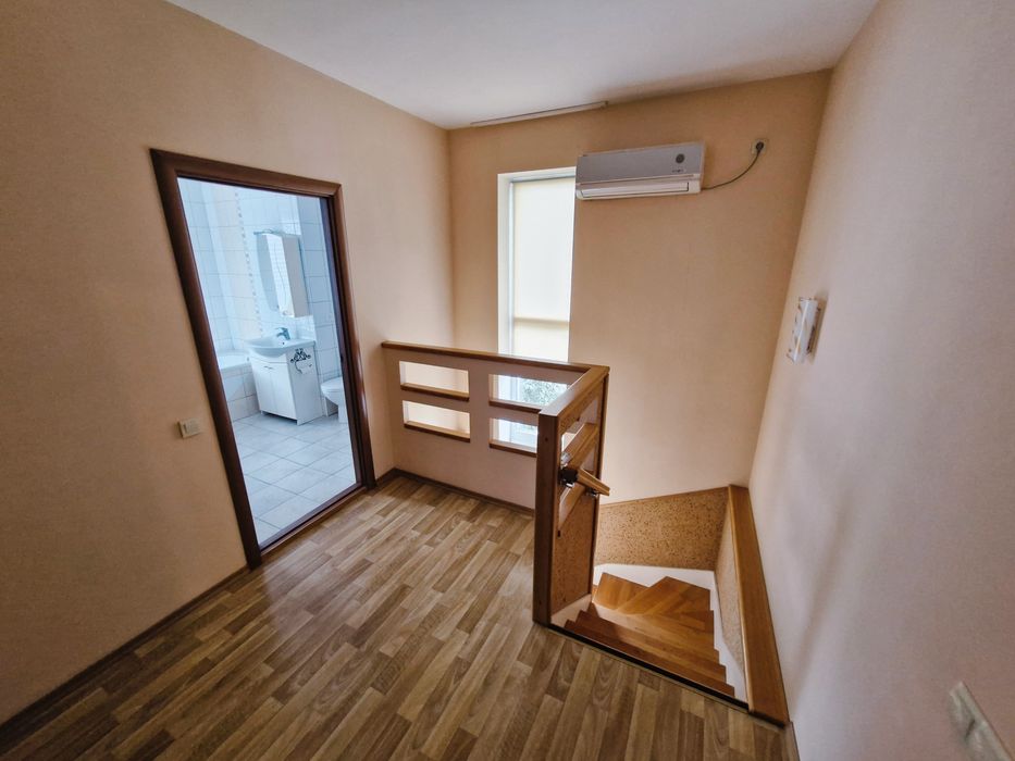 Продам шикарный дом с ремонтом на Клочко, Левый берег