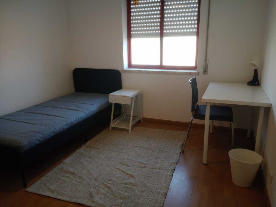 Quarto estudantes Caparica