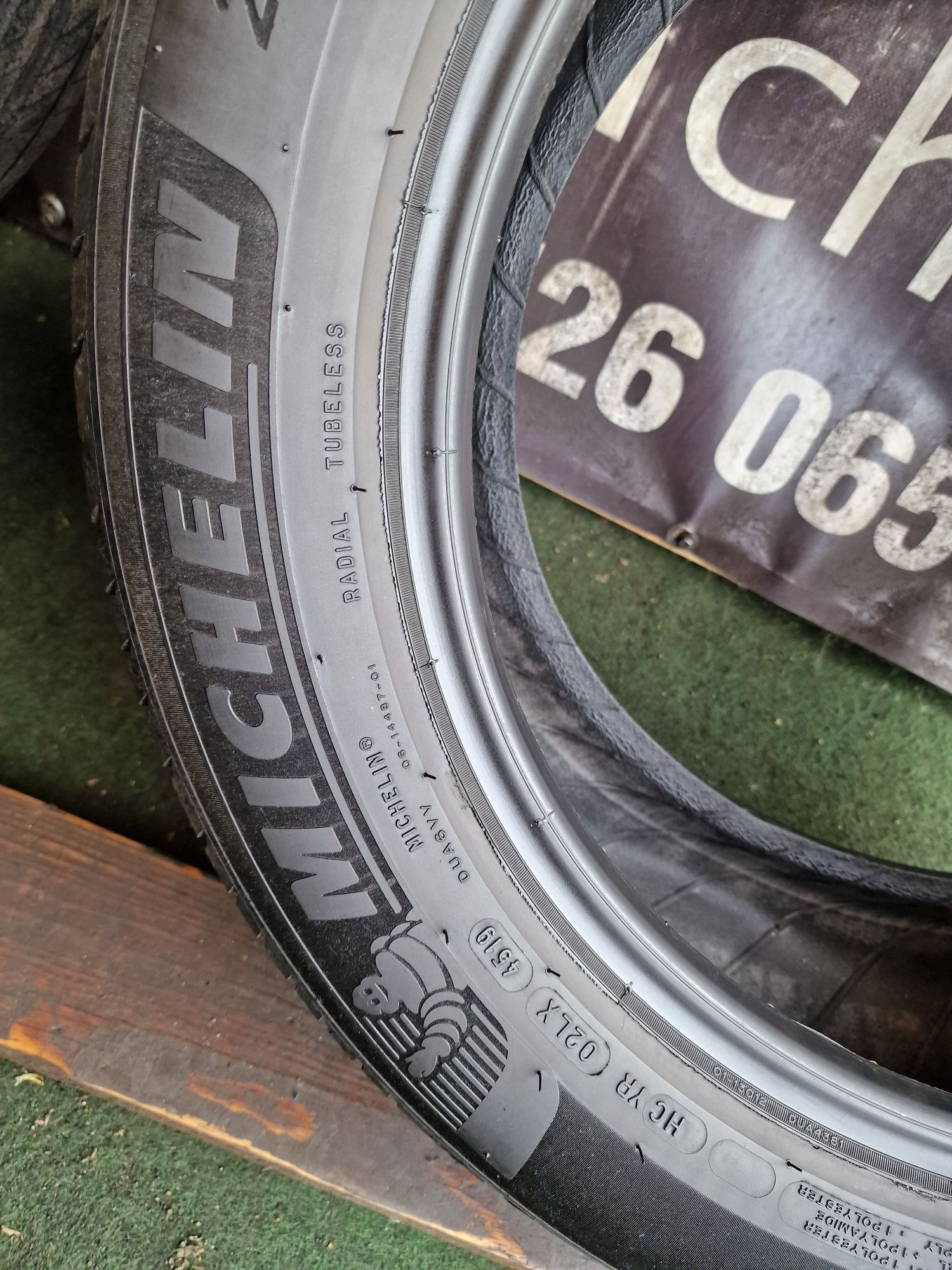 Opony letnie 225/55/18  Michelin Para