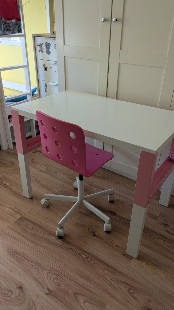 Zestaw biurko ikea PAHL plus krzesło