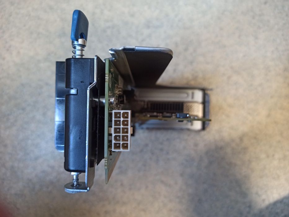 Karta rozszerzeń PCI i kontroler SAS do serwer HP proliant dl380 g8