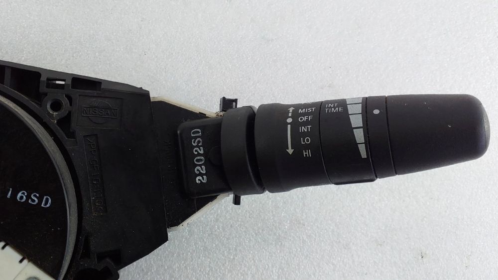 Conjunto / manetes de luzes e limpa vidros NISSAN NV200 Furgão/Combi (