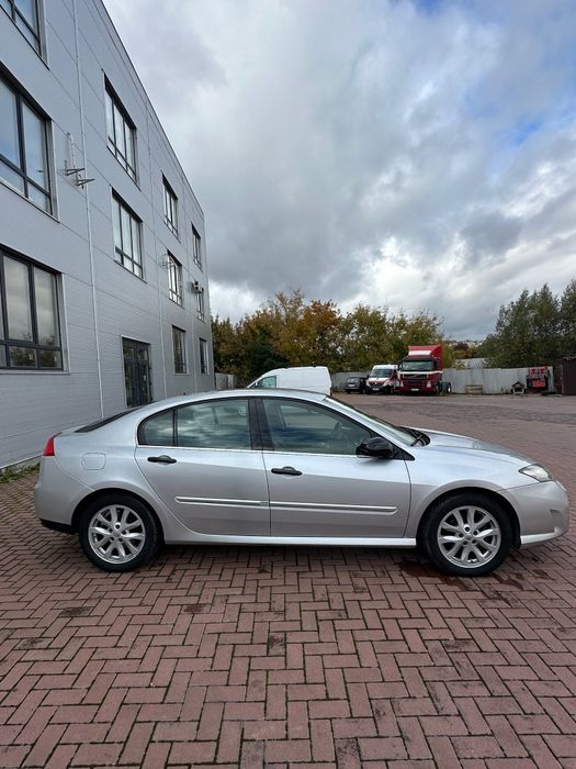 Renault Laguna 3. 2.0 газ,бензин
