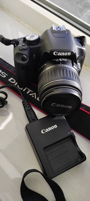 Зеркальный фотоаппарат Canon 500D