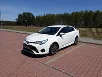 Toyota Avensis 1.8 benzyna 2015/16r salon PL bezwypadkowy 1 właściciel