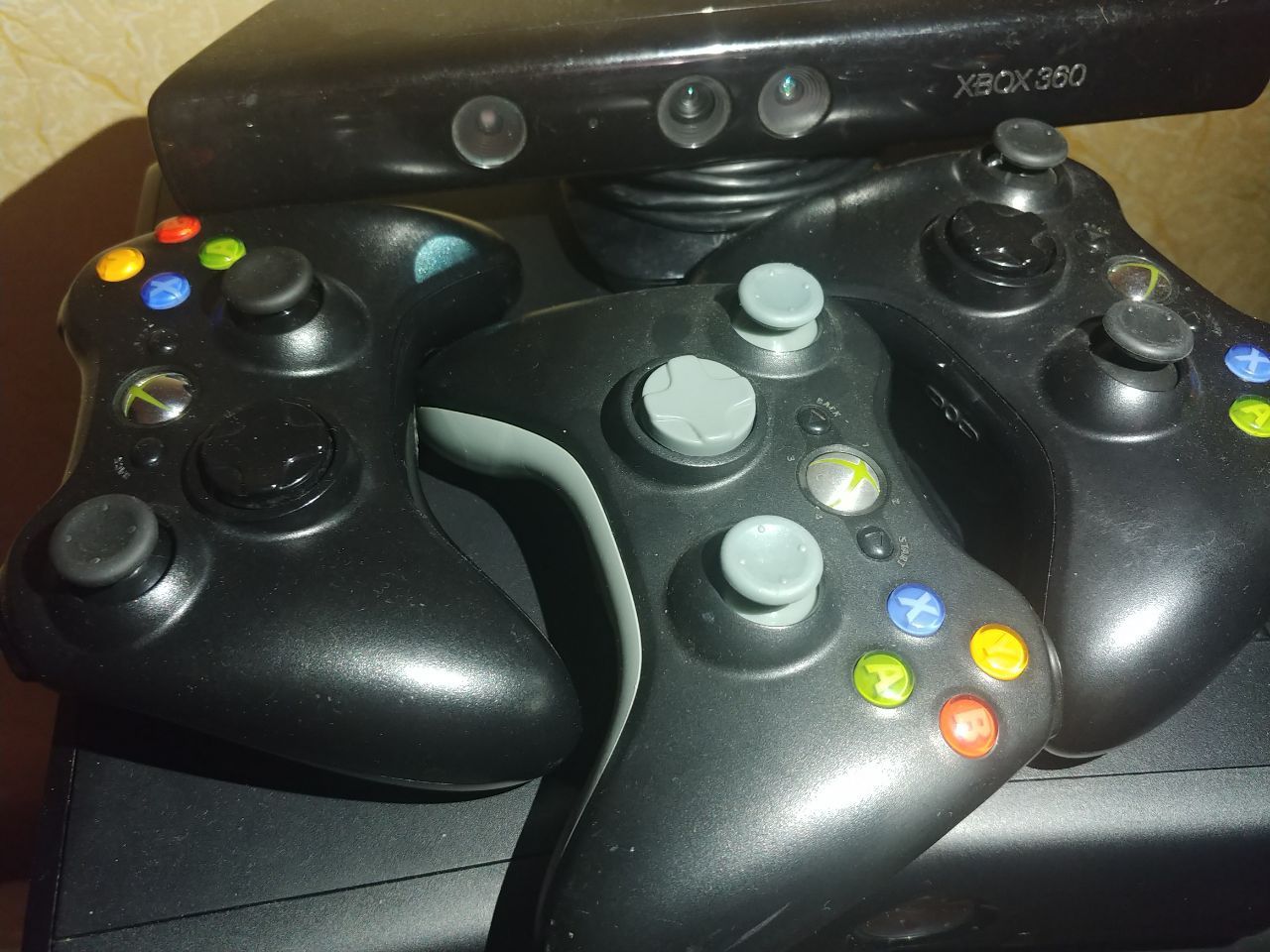 Xbox 360 Jasper з іграми