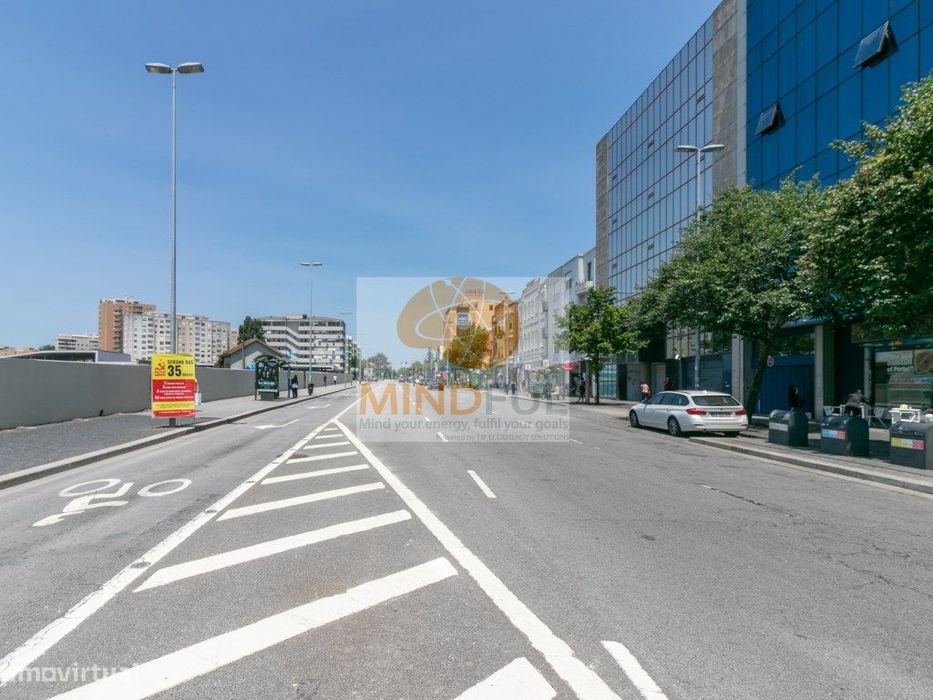Venda Terreno Urbano Rua 5 de Outubro no Centro Histórico do Porto ...