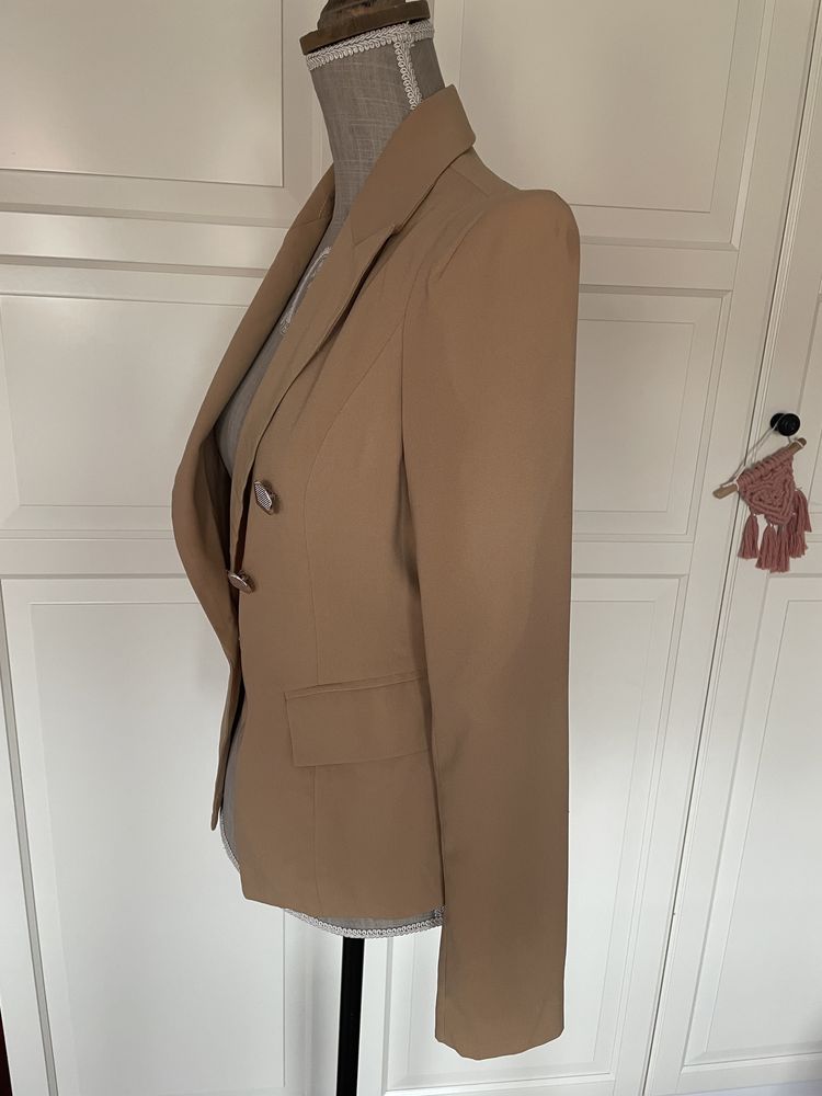 Żakiecik w stylu Balmain XS/S