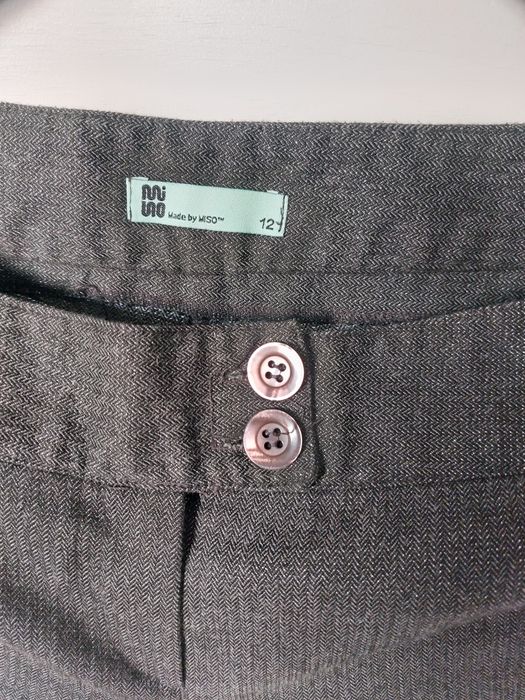 Spodenki eleganckie materiałowe Miso 38