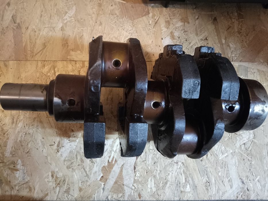 Części ursus C-330 C-328 sprzęgło koło zamachowe chłodnica wał korbowy