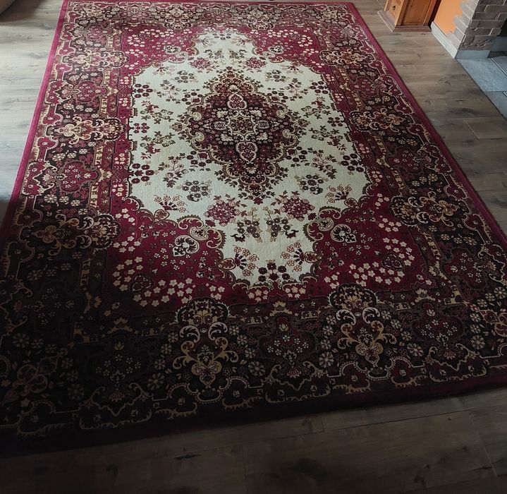 Klasyczny dywan orientalny w kolorach bordo i kremu – 320×155 cm