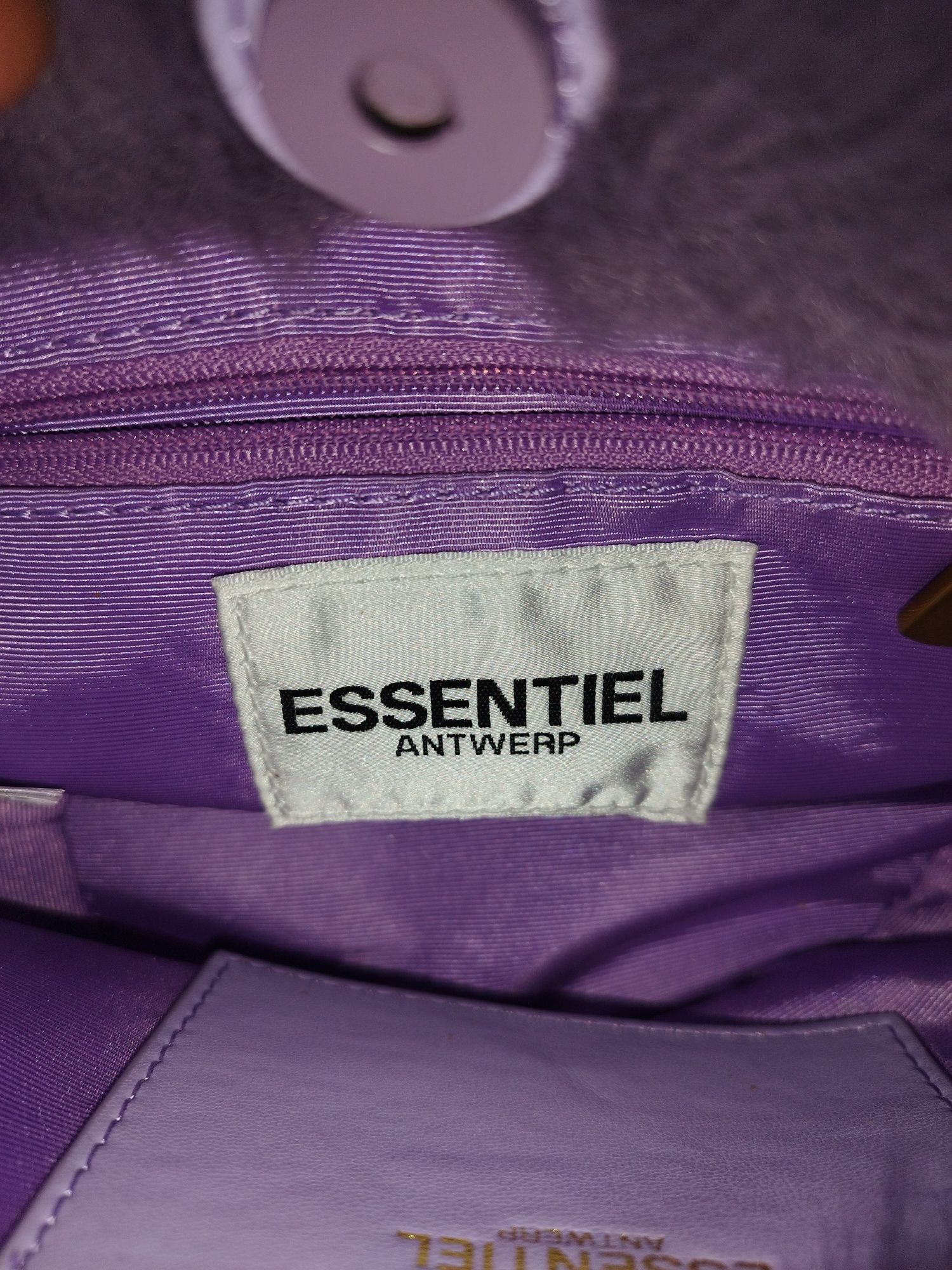 Torebka damska ESSENTIEL