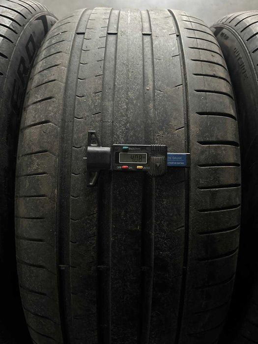 Літні шини / Шины лето 285 45 R 21 Pirelli Піреллі