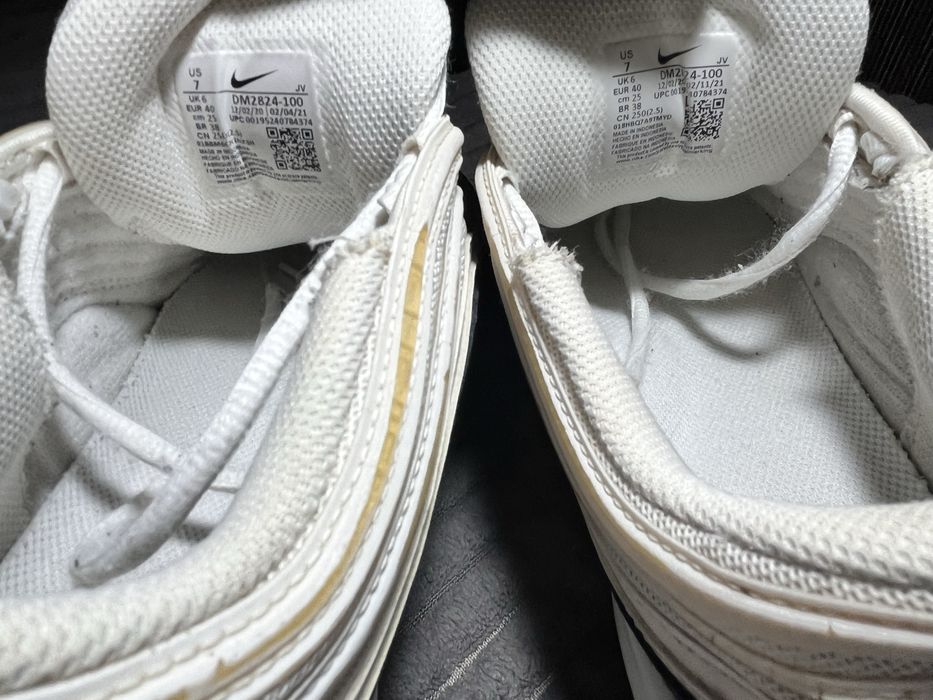 Кроссовки Nike Air