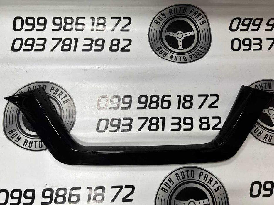 Птица решетки радиатора Nissan Rogue 2017-2020 молдинг бампера чайка