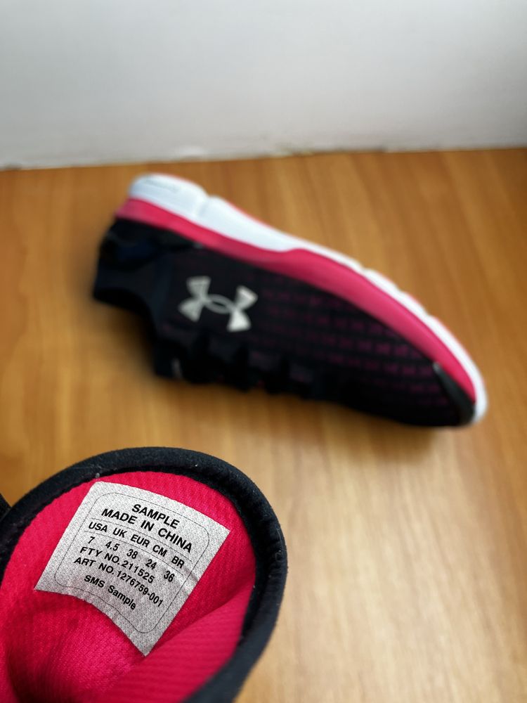 Кроссовки Under Armour Speedform размер 37 оригинал спортивные бег run