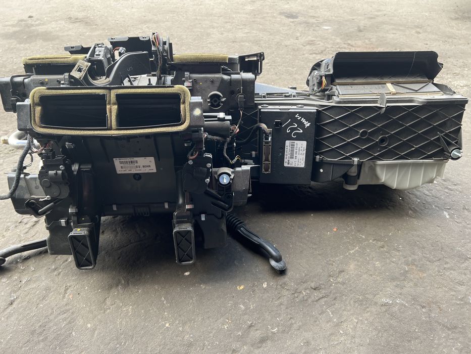 Печка, моторчик, корпус, радиатор Mercedes W221