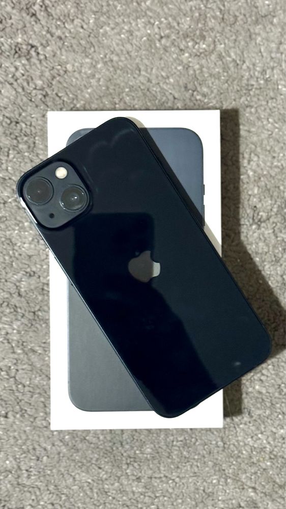 Iphone 13 128gb ( com carregador original )