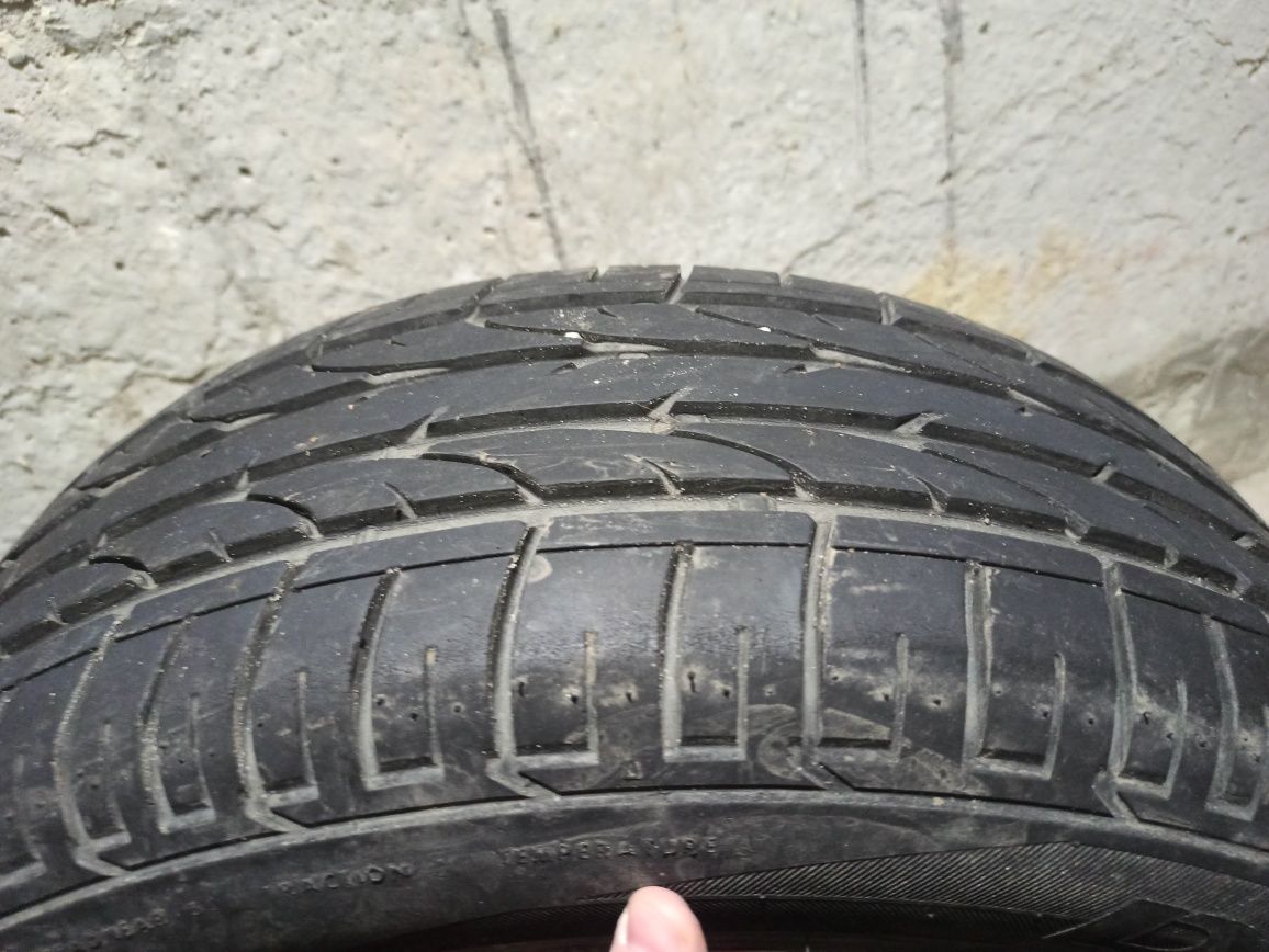 Bridgestone 235/65/17