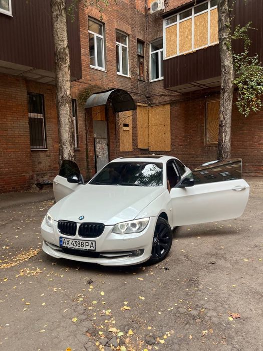 BMW 328 e92 3 series
