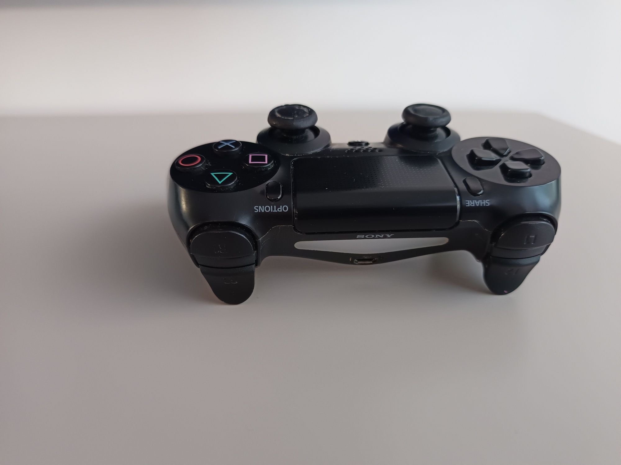 Ps4 com 2 comandos