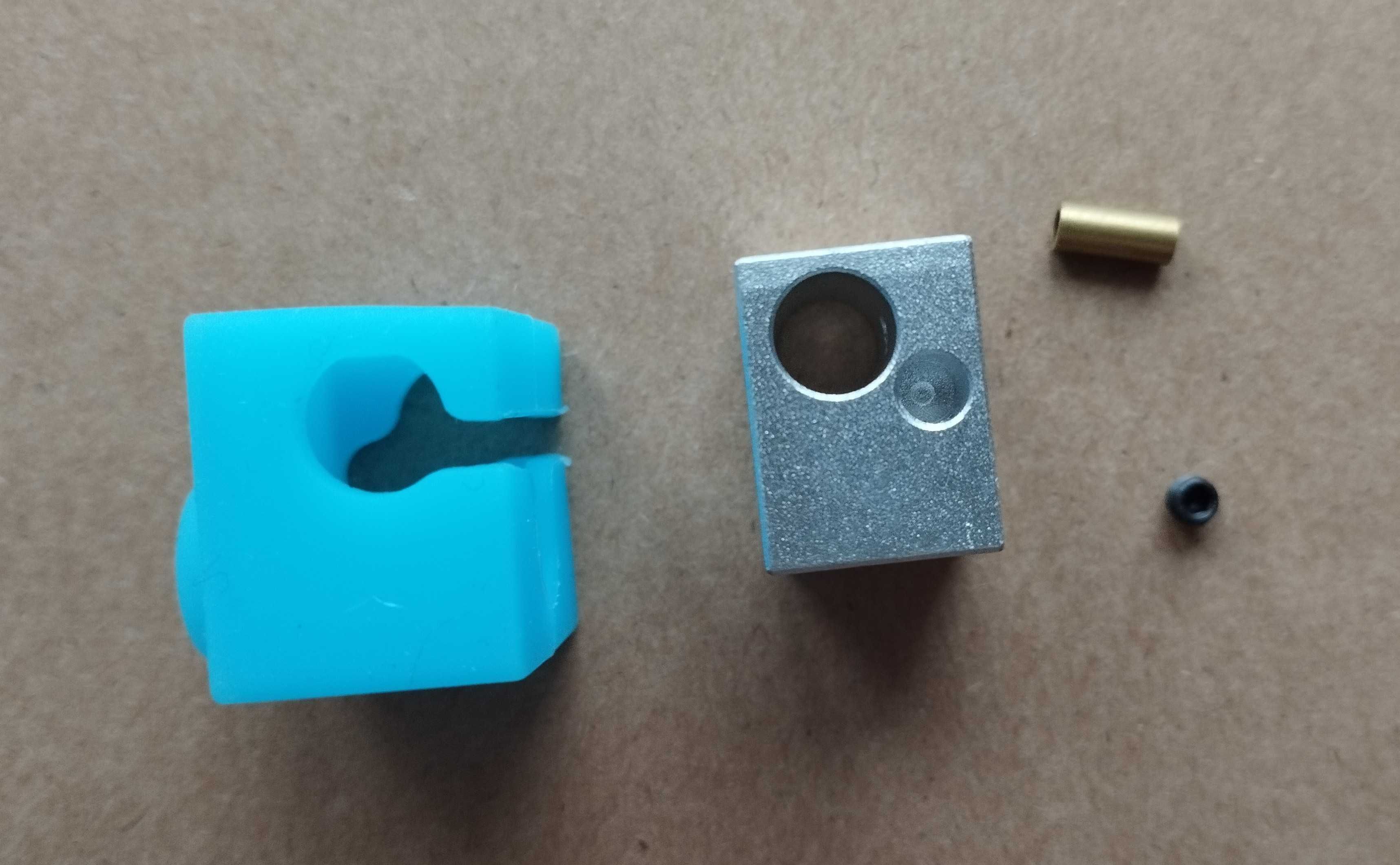 Кубик хотенда HotEnd E3Dv5 і silicon силіконовий носок