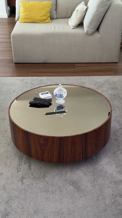 Mesa de Centro Laskasas – Design Contemporâneo em Nogueira