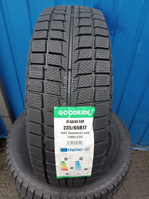 Goodride 235/65 R17 104T SW618