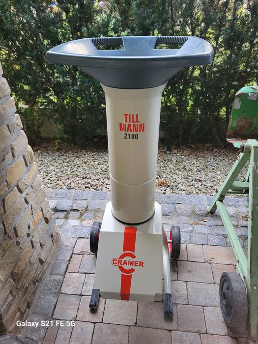 Rozdrabniacz do gałęzi Cramer