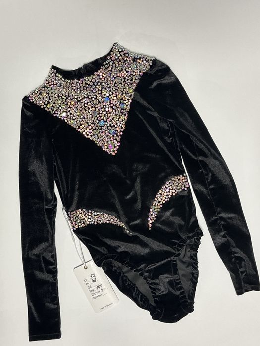 Продам купальник для спорта