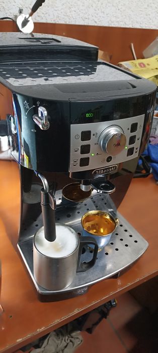 Кофемашина Delonghi Magnifica S из Германии.