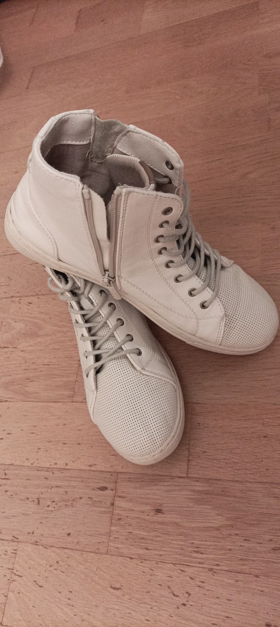 Buty damskie Mustang rozm 40