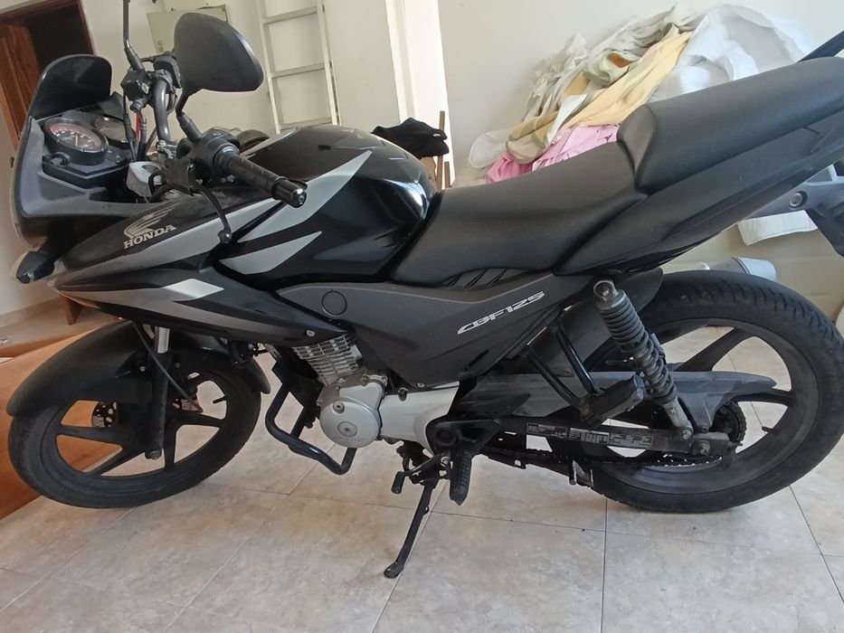 Honda CBF 125 - Oportunidade