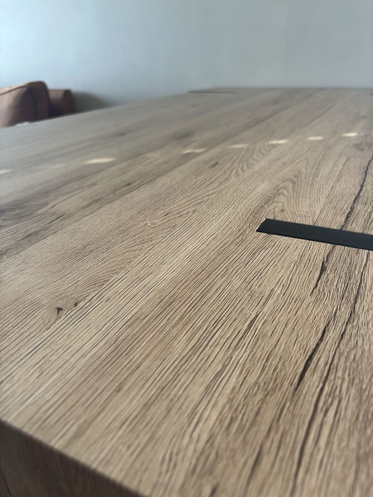 Stół używany, metalowe nogi loft