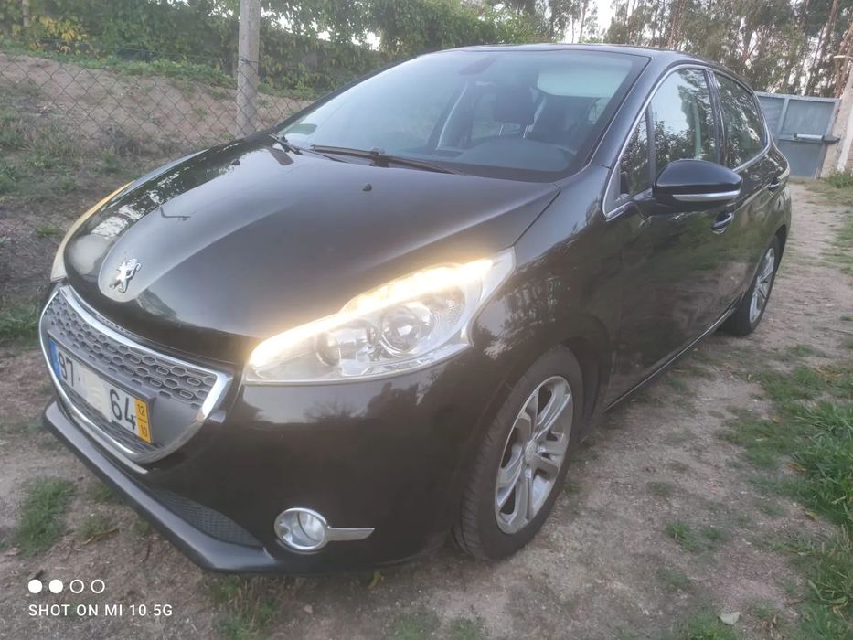 Peugeot 208 1.6 e-HDi Allure