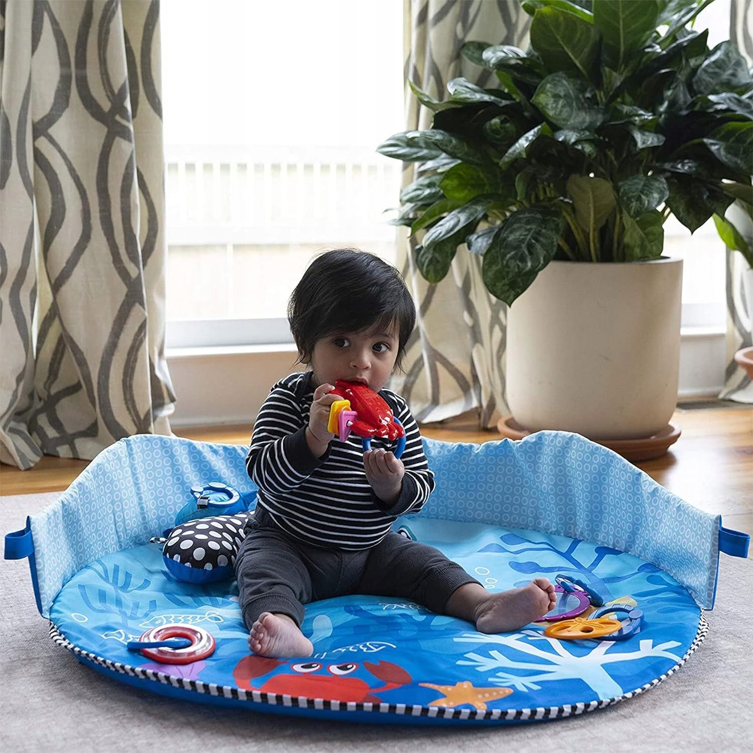Baby Einstein Mata edukacyjna świat Neptune