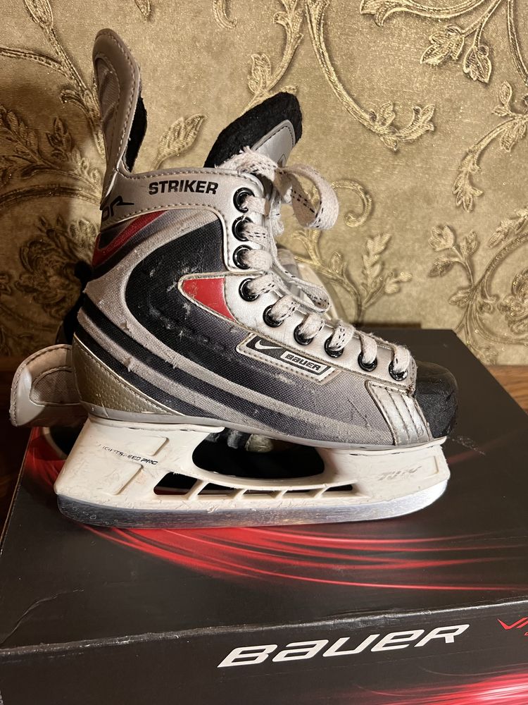 Ковзани Bauer Vapor, 3 - 22,9 см коньки