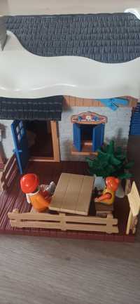 Playmobil zimowy domek