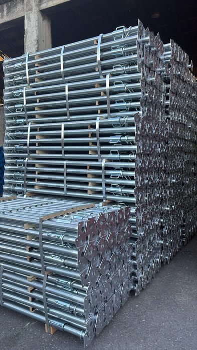 Stemple Budowlane sztyce doki Dźwigary h20 Podpory stropowe Trójnogi